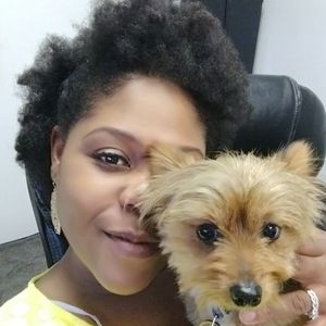 Meet your Posher, Candice